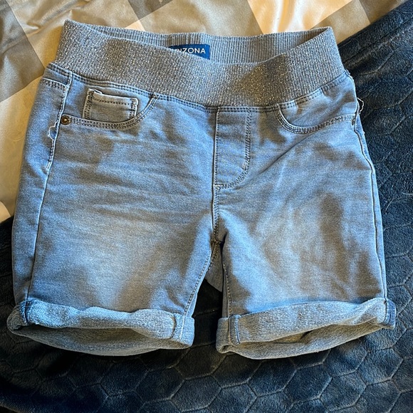 Jegging Shorts With Pockets